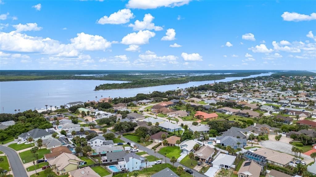 На продажу: $499,900 (3 спален, 2 ванн, 1715 Квадратных фут)