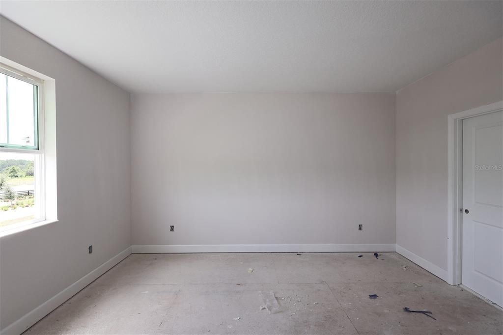 На продажу: $479,990 (4 спален, 2 ванн, 2341 Квадратных фут)