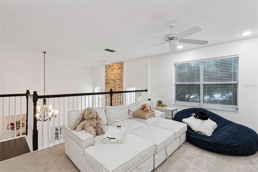 Activo con contrato: $524,999 (3 camas, 2 baños, 2078 Pies cuadrados)