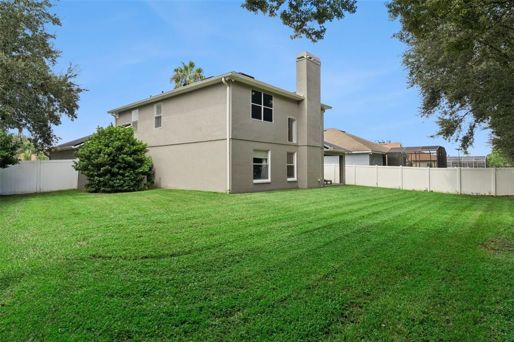 Activo con contrato: $524,999 (3 camas, 2 baños, 2078 Pies cuadrados)