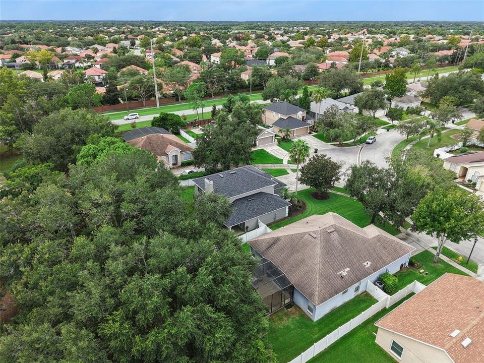 Activo con contrato: $524,999 (3 camas, 2 baños, 2078 Pies cuadrados)