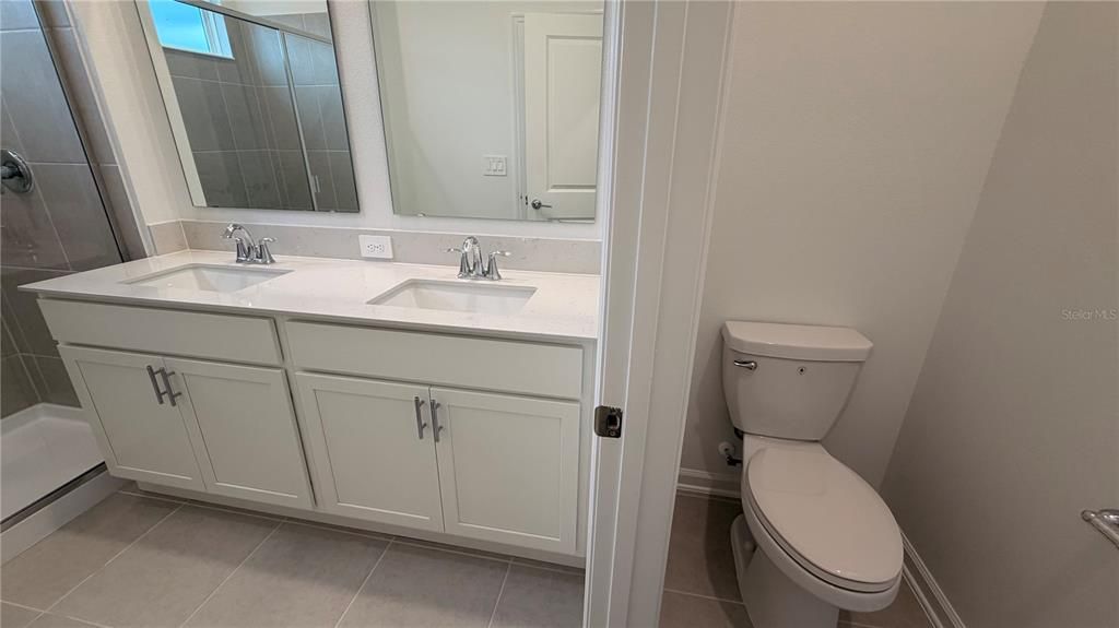 For Rent: $2,600 (3 beds, 2 baths, 1647 Square Feet)