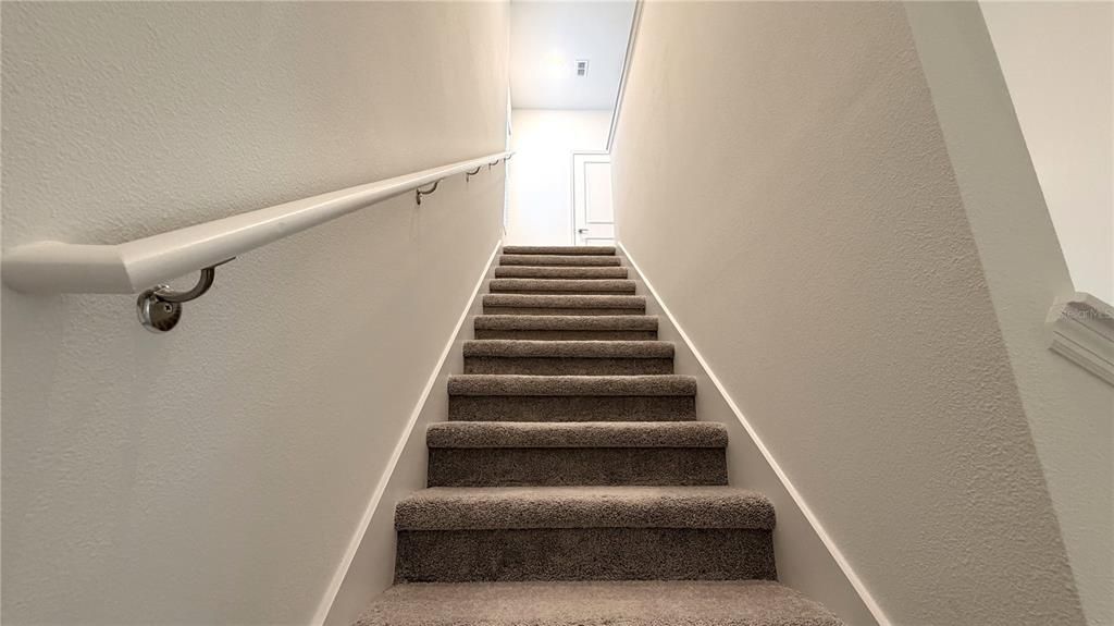 For Rent: $2,600 (3 beds, 2 baths, 1647 Square Feet)