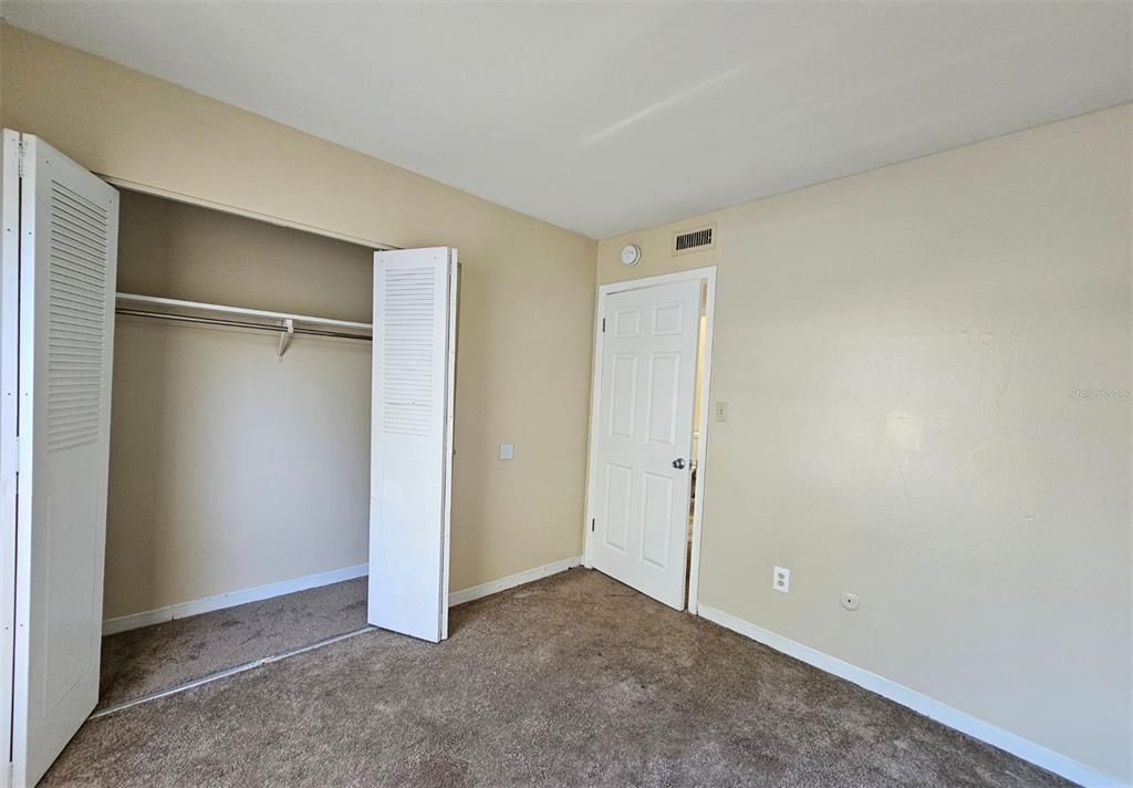 For Rent: $1,625 (3 beds, 1 baths, 1300 Square Feet)