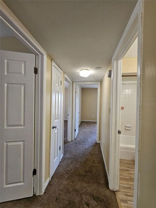 For Rent: $1,625 (3 beds, 1 baths, 1300 Square Feet)