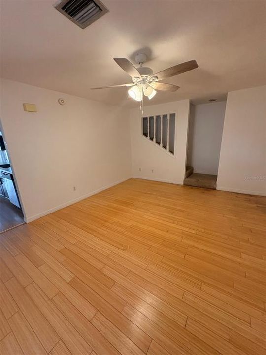 For Rent: $1,850 (3 beds, 2 baths, 1098 Square Feet)
