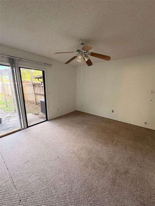 For Rent: $1,850 (3 beds, 2 baths, 1098 Square Feet)