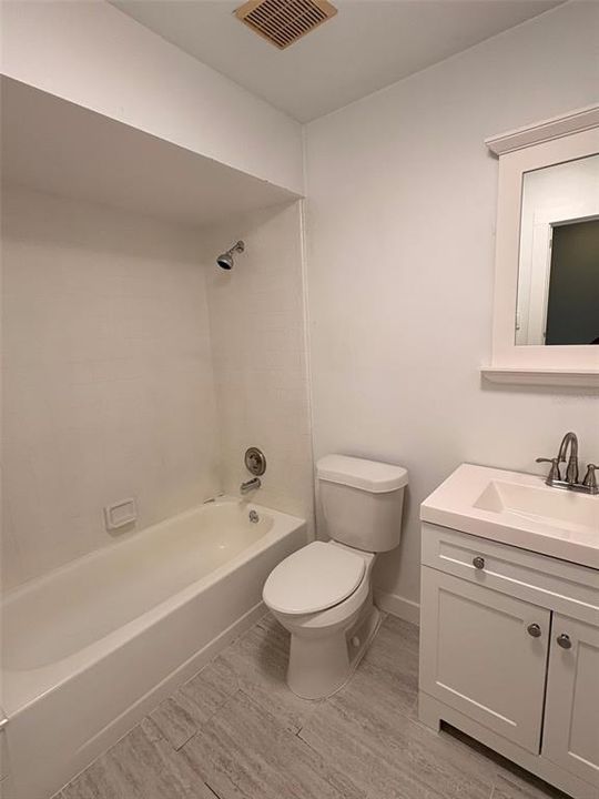 For Rent: $1,850 (3 beds, 2 baths, 1098 Square Feet)