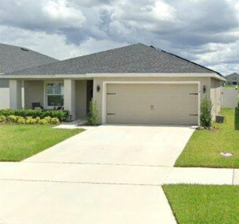 For Rent: $2,500 (4 beds, 2 baths, 1825 Square Feet)