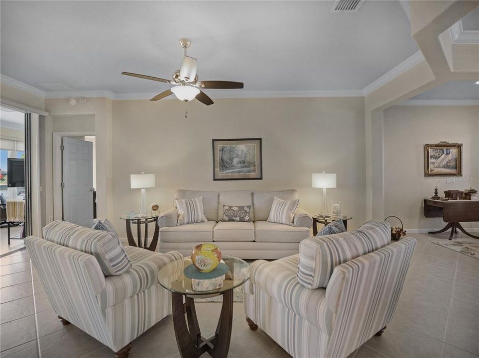 For Sale: $562,265 (3 beds, 2 baths, 2413 Square Feet)