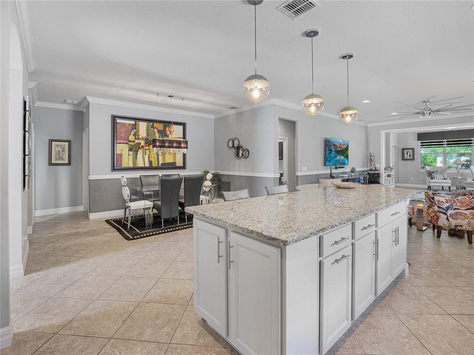 For Sale: $415,514 (2 beds, 2 baths, 2147 Square Feet)