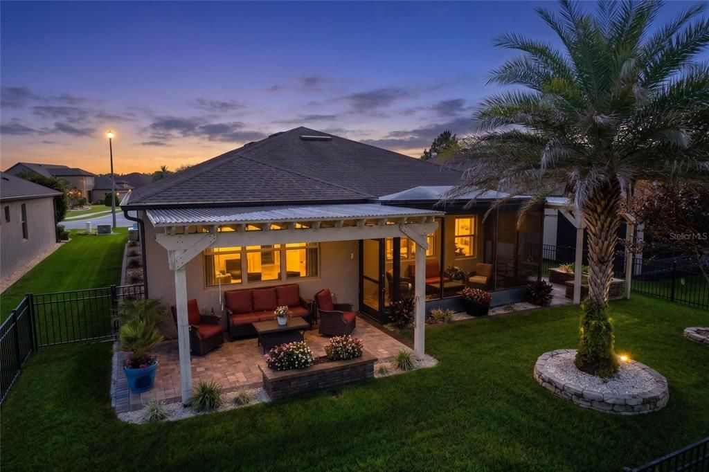For Sale: $415,514 (2 beds, 2 baths, 2147 Square Feet)