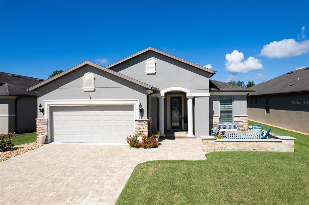 For Sale: $415,514 (2 beds, 2 baths, 2147 Square Feet)
