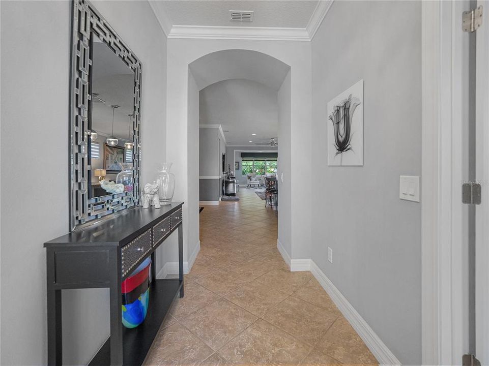 For Sale: $415,514 (2 beds, 2 baths, 2147 Square Feet)