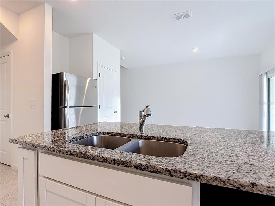En Renta: $2,450 (3 camas, 2 baños, 1662 Pies cuadrados)