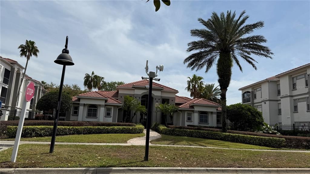 For Rent: $1,800 (3 beds, 2 baths, 1205 Square Feet)