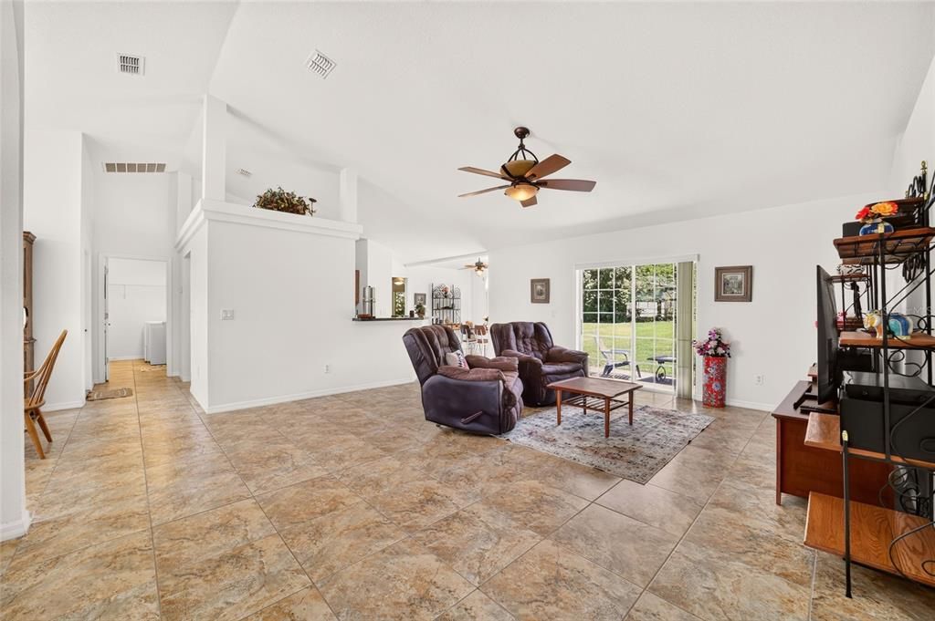 For Sale: $330,000 (3 beds, 2 baths, 1913 Square Feet)