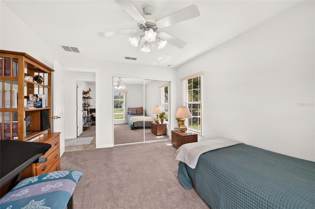 For Sale: $330,000 (3 beds, 2 baths, 1913 Square Feet)