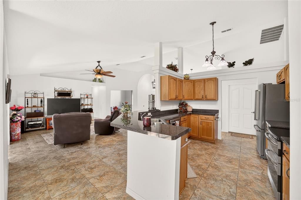 For Sale: $330,000 (3 beds, 2 baths, 1913 Square Feet)