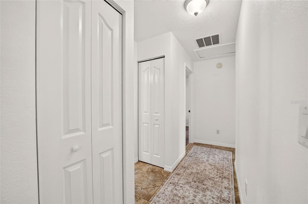 For Sale: $330,000 (3 beds, 2 baths, 1913 Square Feet)