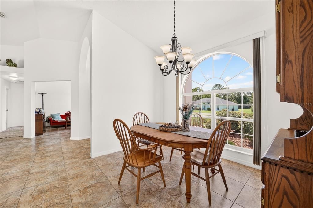 For Sale: $330,000 (3 beds, 2 baths, 1913 Square Feet)