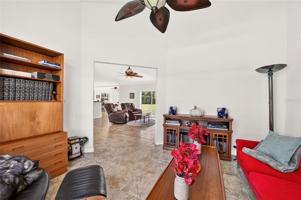 For Sale: $330,000 (3 beds, 2 baths, 1913 Square Feet)