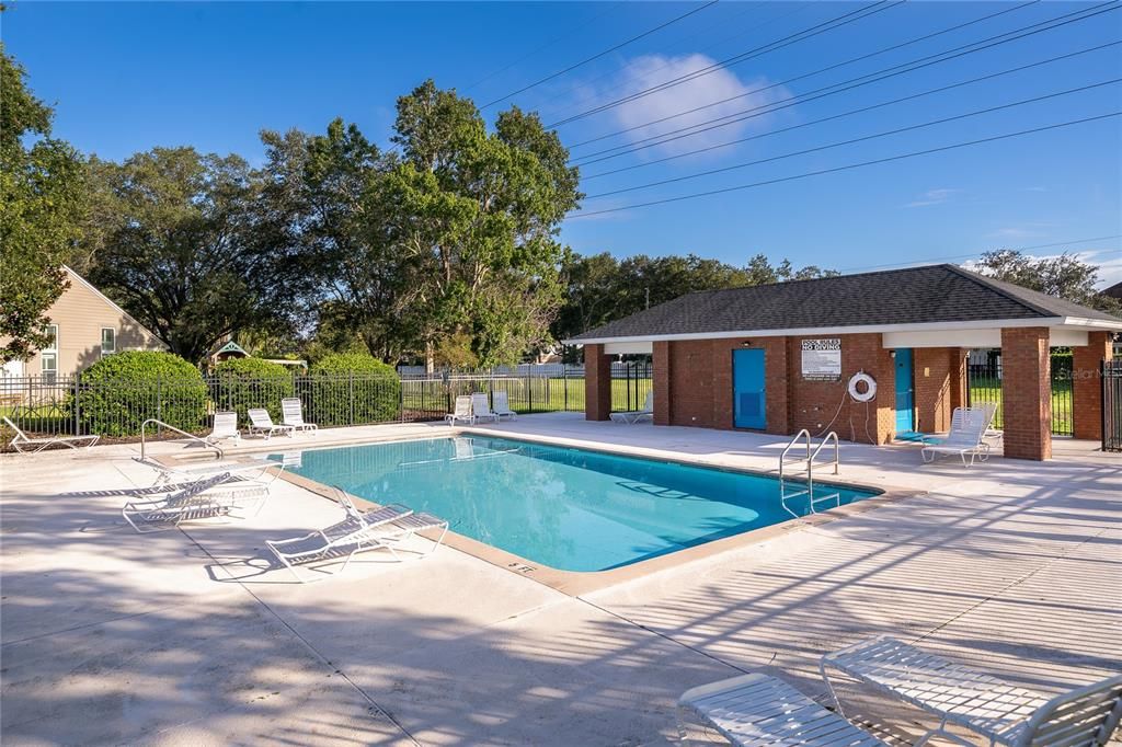For Sale: $409,900 (3 beds, 2 baths, 1663 Square Feet)