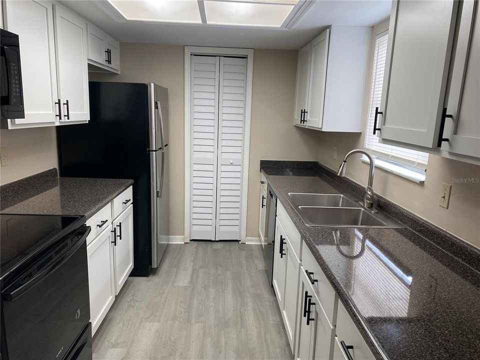 For Rent: $1,795 (3 beds, 2 baths, 1332 Square Feet)