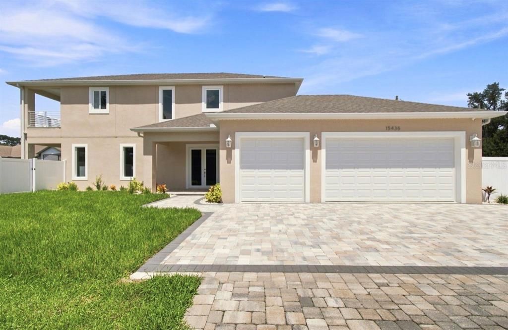 En Venta: $999,900 (5 camas, 4 baños, 2886 Pies cuadrados)