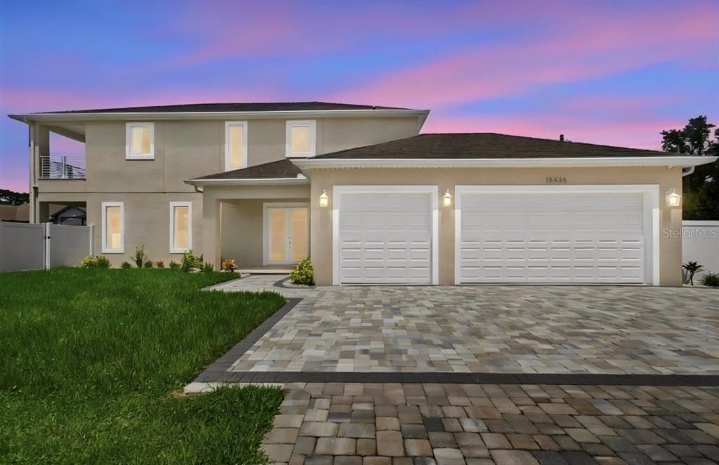 En Venta: $999,900 (5 camas, 4 baños, 2886 Pies cuadrados)
