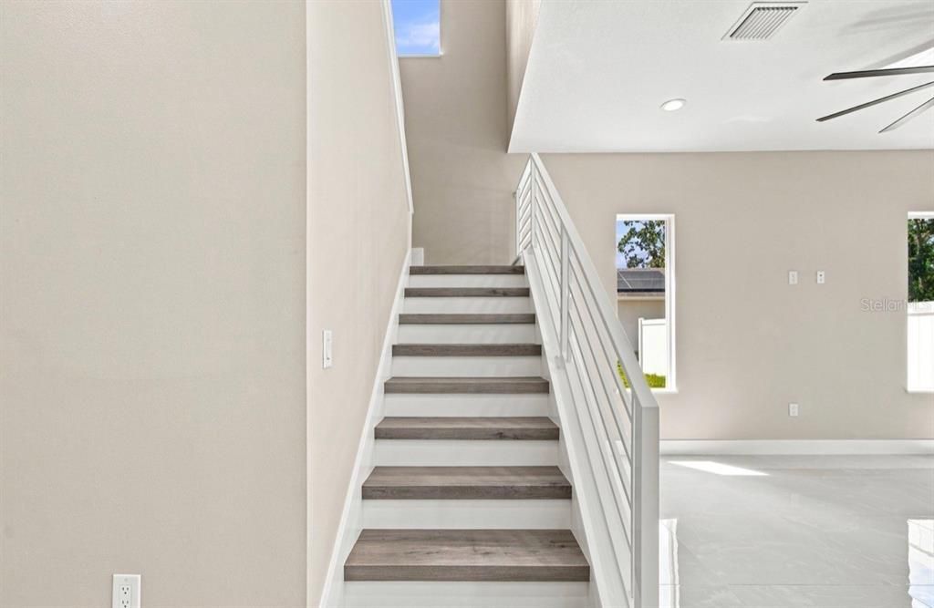 En Venta: $999,900 (5 camas, 4 baños, 2886 Pies cuadrados)