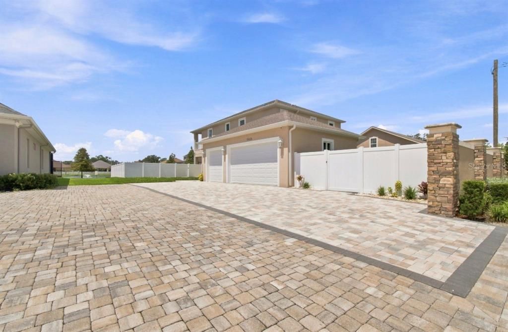 En Venta: $999,900 (5 camas, 4 baños, 2886 Pies cuadrados)