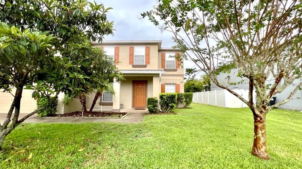 For Rent: $2,900 (4 beds, 3 baths, 3214 Square Feet)