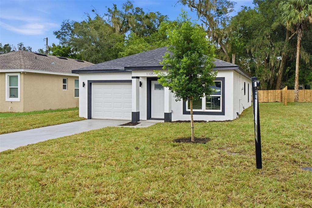 For Sale: $285,000 (3 beds, 2 baths, 1308 Square Feet)