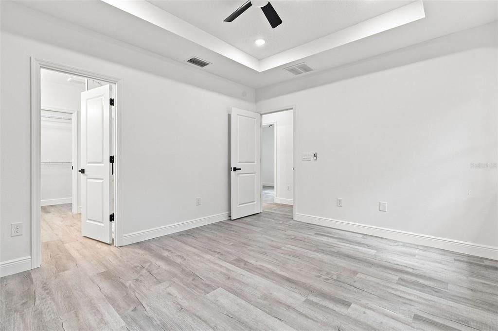 For Sale: $285,000 (3 beds, 2 baths, 1308 Square Feet)