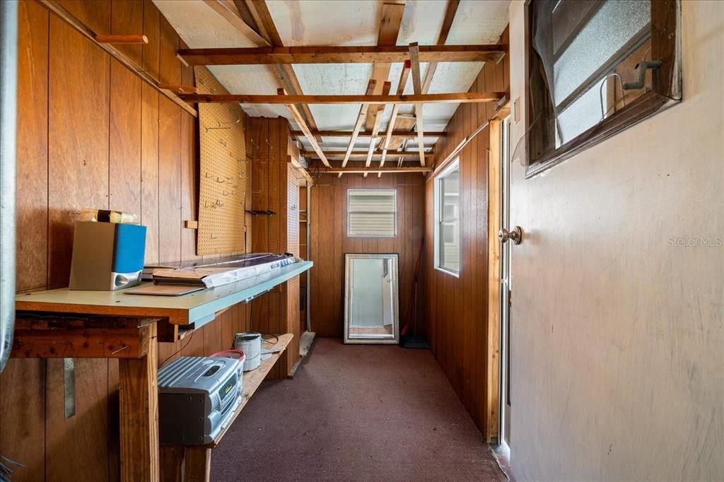 For Sale: $134,900 (2 beds, 1 baths, 720 Square Feet)