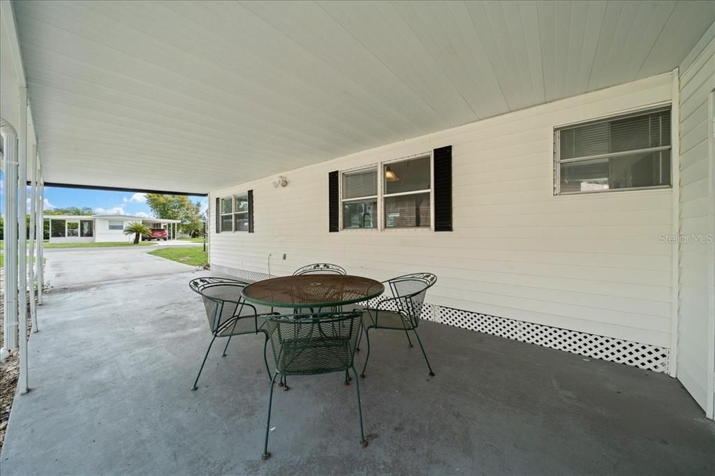 For Sale: $134,900 (2 beds, 1 baths, 720 Square Feet)