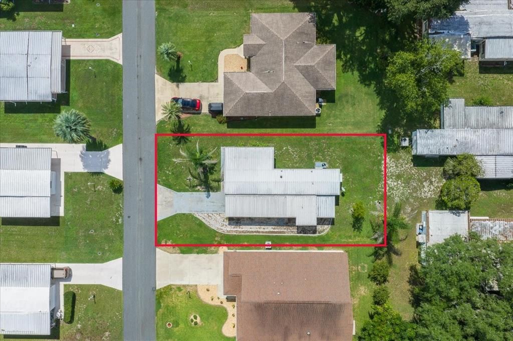 For Sale: $134,900 (2 beds, 1 baths, 720 Square Feet)