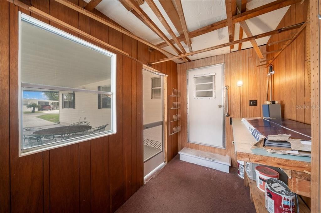 For Sale: $134,900 (2 beds, 1 baths, 720 Square Feet)
