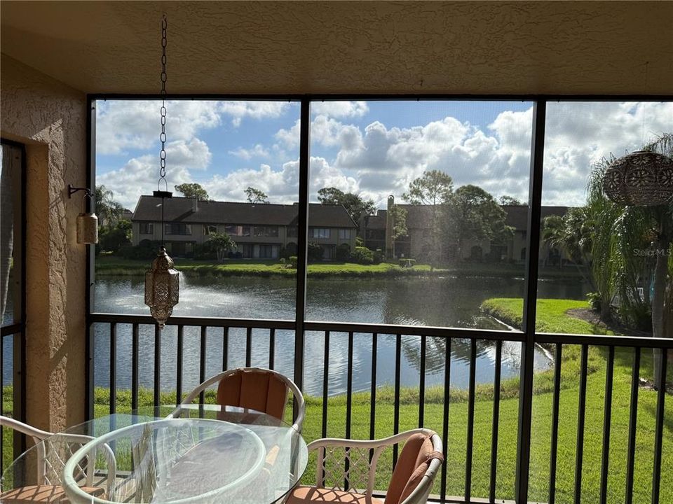 For Sale: $339,000 (2 beds, 2 baths, 1232 Square Feet)