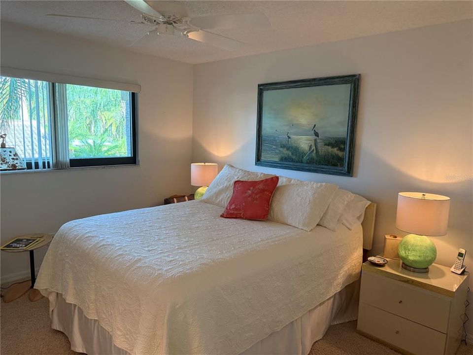 For Sale: $339,000 (2 beds, 2 baths, 1232 Square Feet)