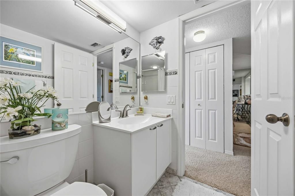 For Sale: $339,000 (2 beds, 2 baths, 1232 Square Feet)