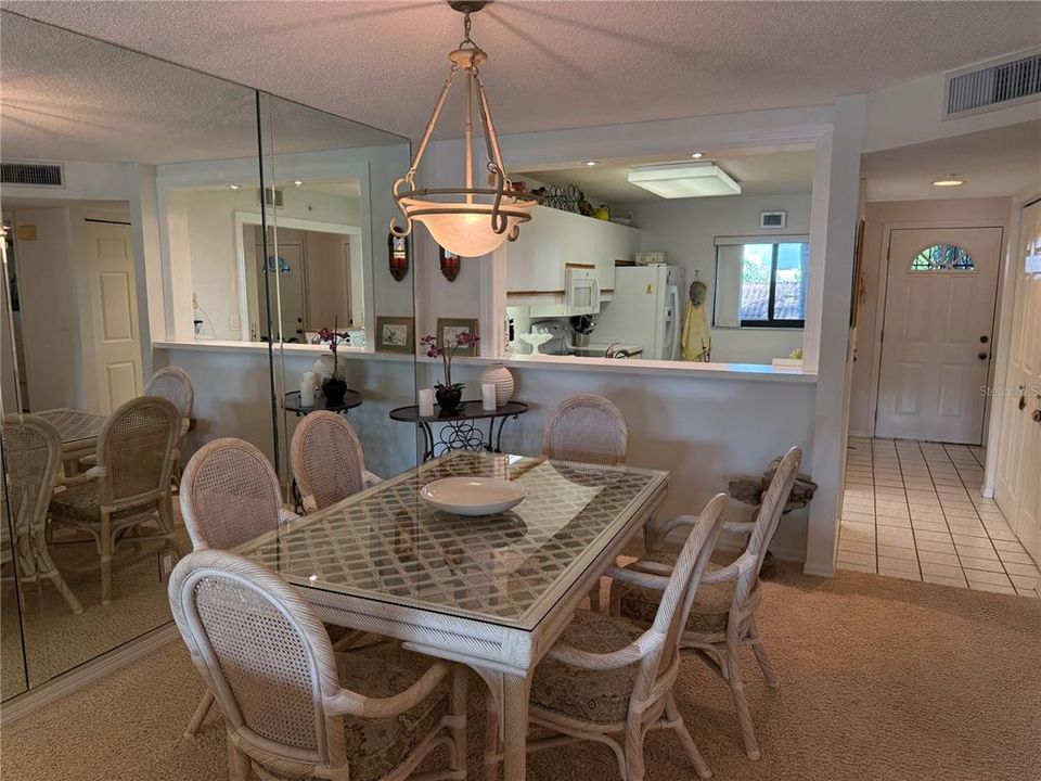 For Sale: $339,000 (2 beds, 2 baths, 1232 Square Feet)