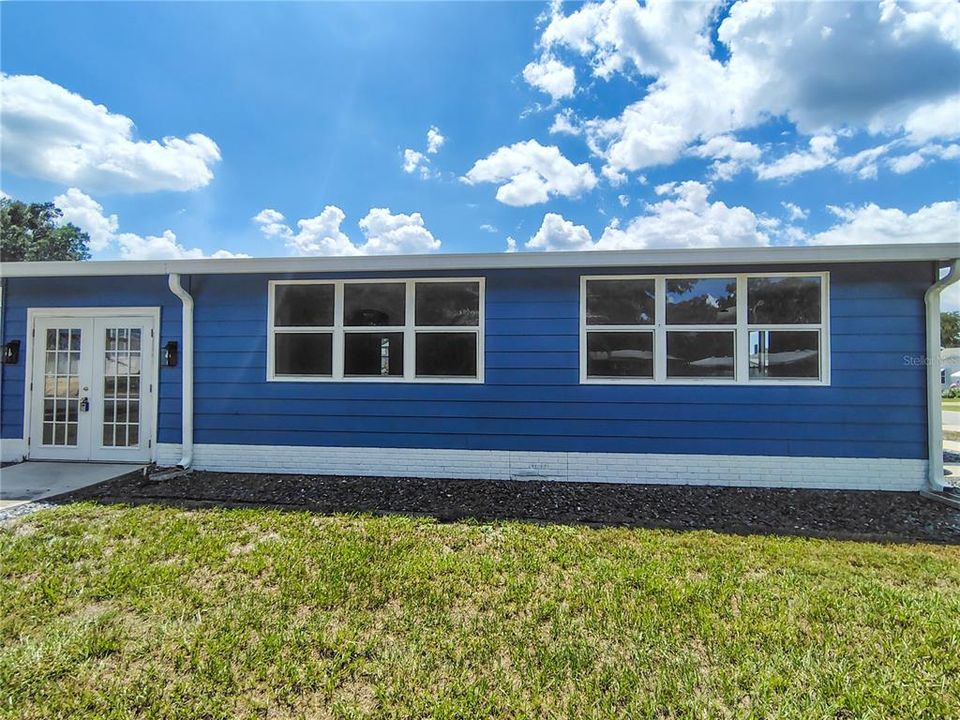 For Sale: $255,000 (2 beds, 2 baths, 1748 Square Feet)