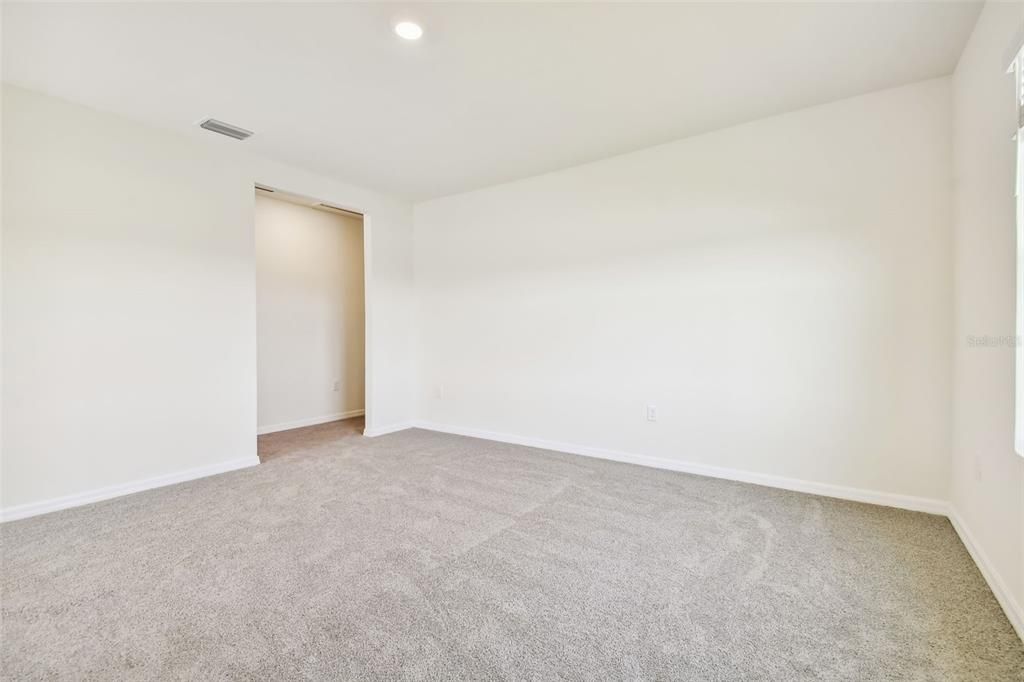 For Rent: $2,650 (4 beds, 3 baths, 2371 Square Feet)