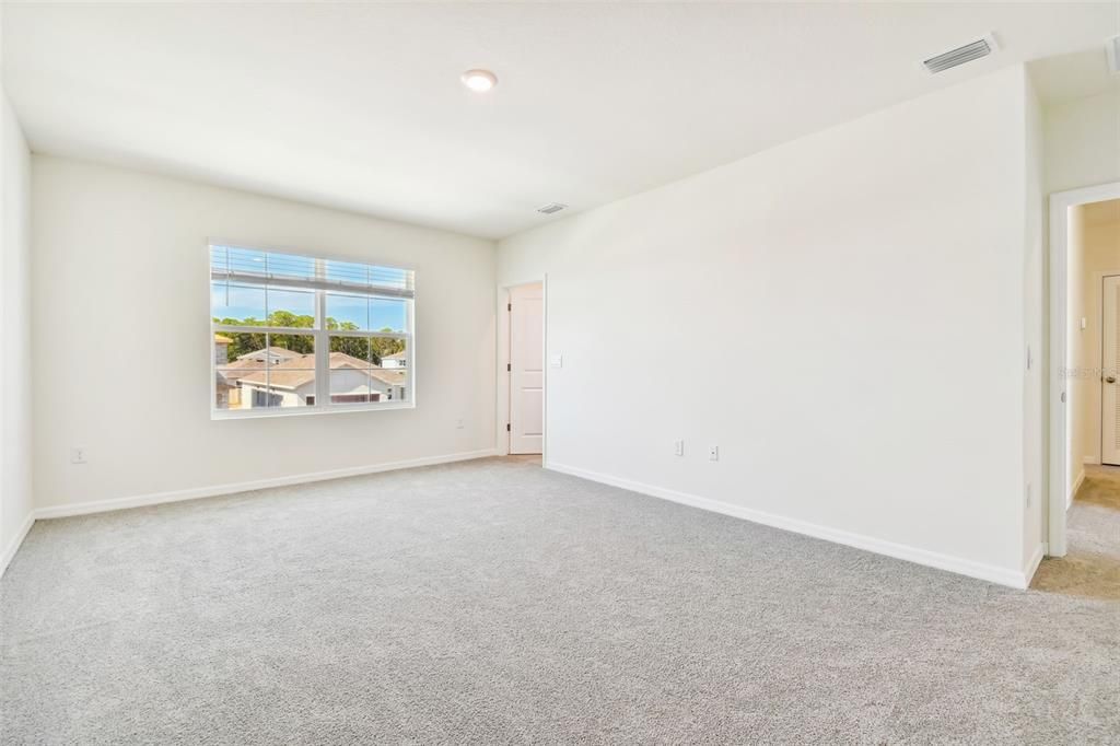 For Rent: $2,650 (4 beds, 3 baths, 2371 Square Feet)