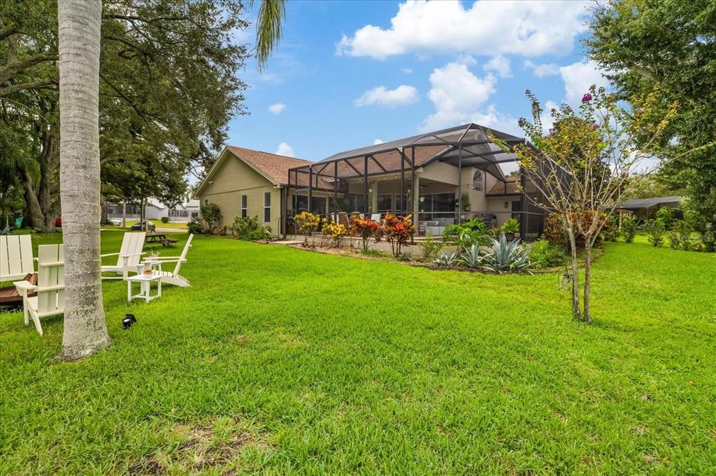 For Sale: $639,000 (3 beds, 2 baths, 1889 Square Feet)