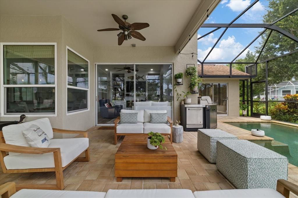 For Sale: $639,000 (3 beds, 2 baths, 1889 Square Feet)