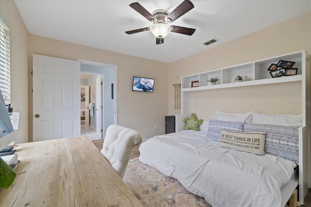 For Sale: $639,000 (3 beds, 2 baths, 1889 Square Feet)