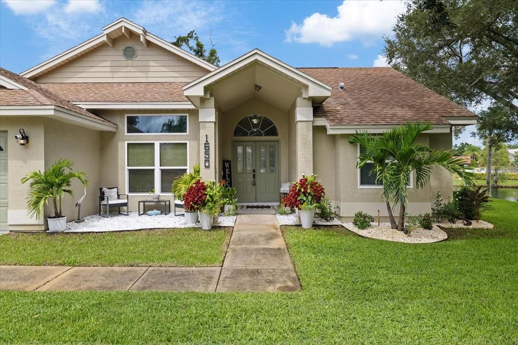 For Sale: $639,000 (3 beds, 2 baths, 1889 Square Feet)